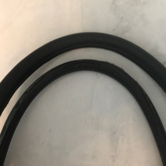 Michael Kors Handbag - Picture 6 of 8